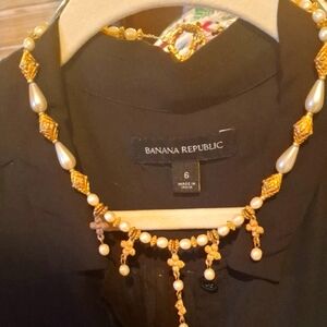 BEST QUALITY! 18K Gold Pearl Necklace 100"% Fine Quàlity.